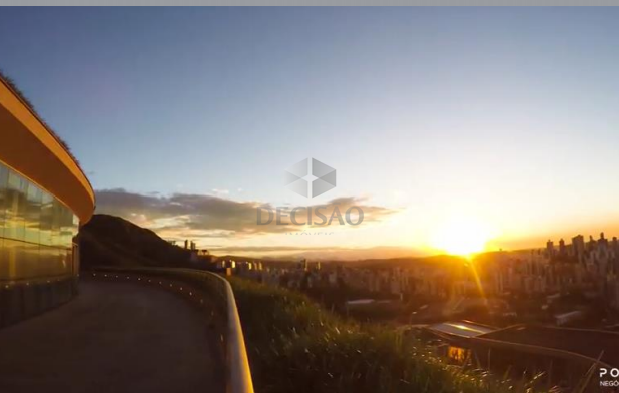 Sala à venda no Santa Lucia: 